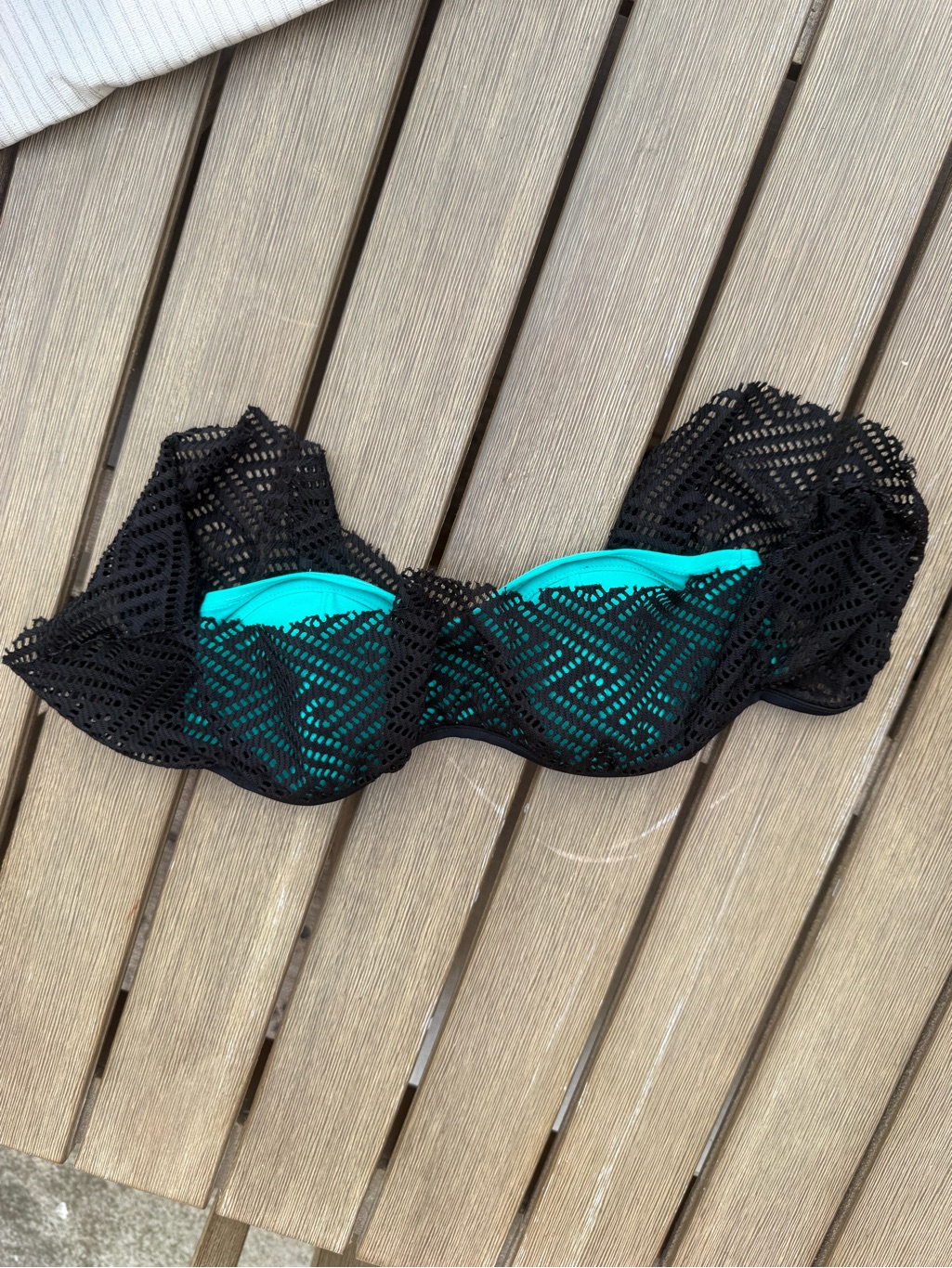 Arizona Jean Co. Black Lace Overlay Bandeau Bikini Top Size Small Turquoise